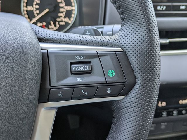 2025 Mitsubishi Outlander Base