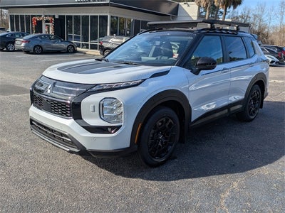 2026 Mitsubishi Outlander Base