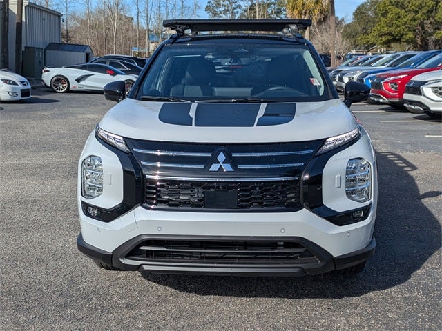 2026 Mitsubishi Outlander Base