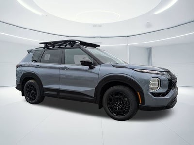 2026 Mitsubishi Outlander Base