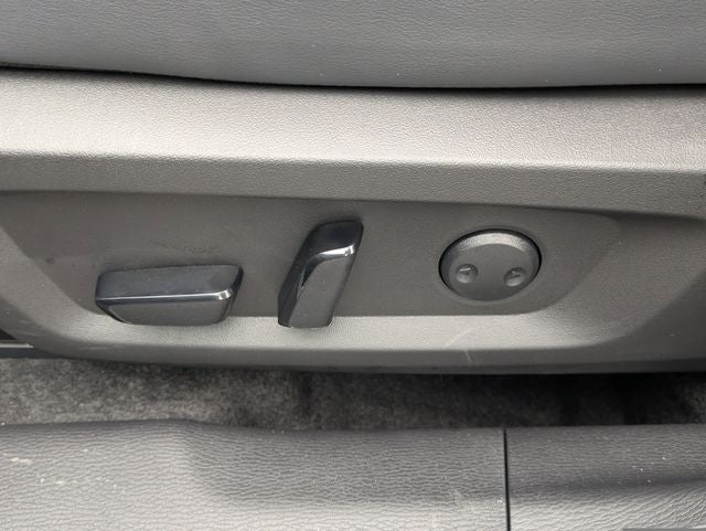 2026 Mitsubishi Outlander Base