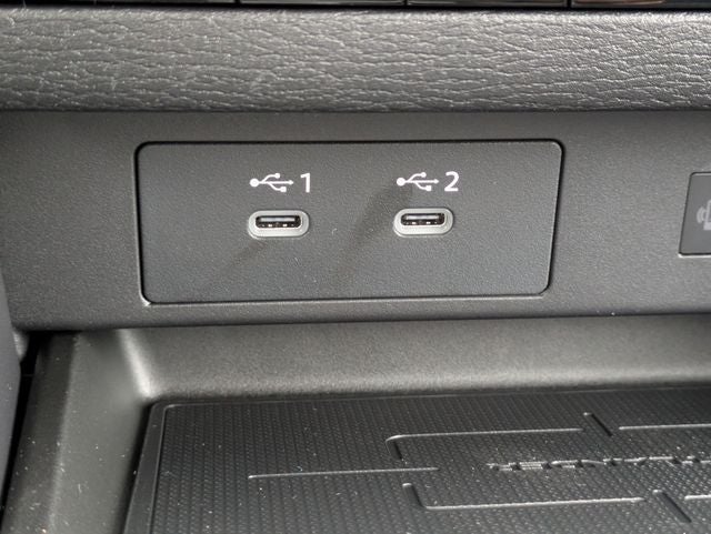 2026 Mitsubishi Outlander Base