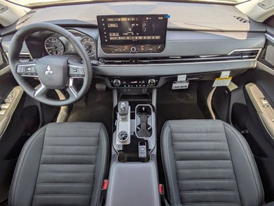 2026 Mitsubishi Outlander Base