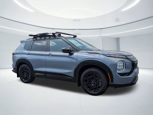 2026 Mitsubishi Outlander Base