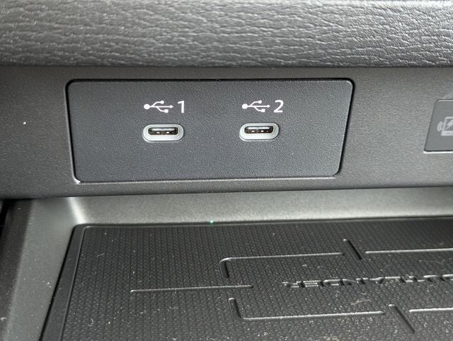 2026 Mitsubishi Outlander Base