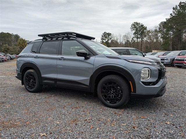 2026 Mitsubishi Outlander Base