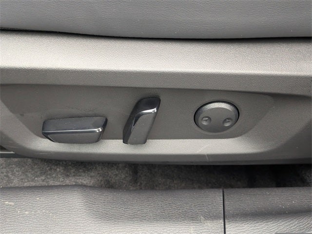 2026 Mitsubishi Outlander Base