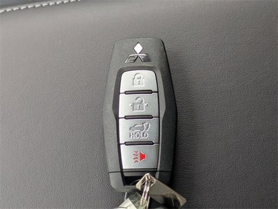 2026 Mitsubishi Outlander Base