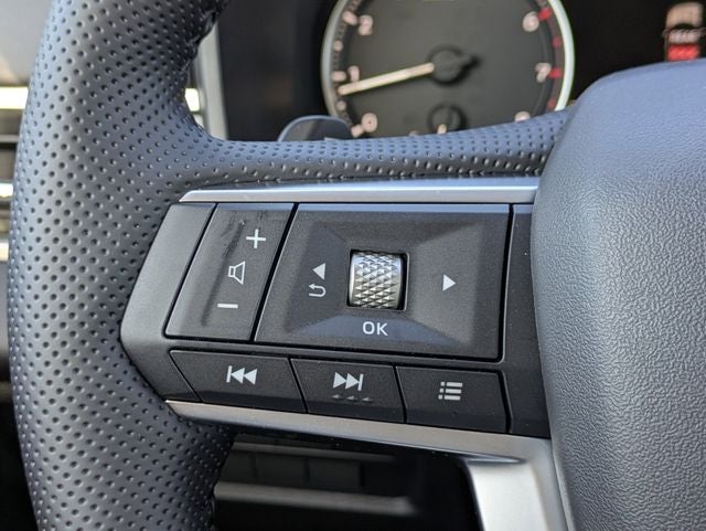 2026 Mitsubishi Outlander Base