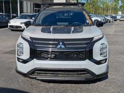 2026 Mitsubishi Outlander Base