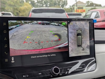 2025 Mitsubishi Outlander Base