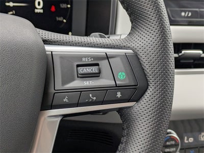 2025 Mitsubishi Outlander Base