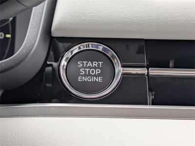 2025 Mitsubishi Outlander Base