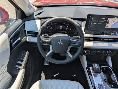 2025 Mitsubishi Outlander SEL