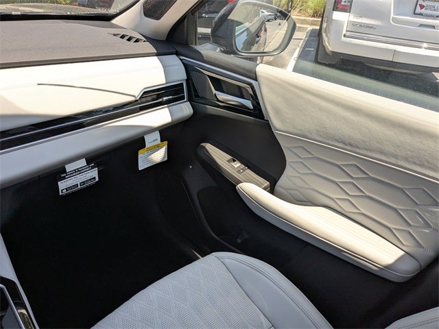 2025 Mitsubishi Outlander Platinum Edition