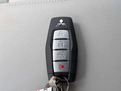 2026 Mitsubishi Outlander SEL