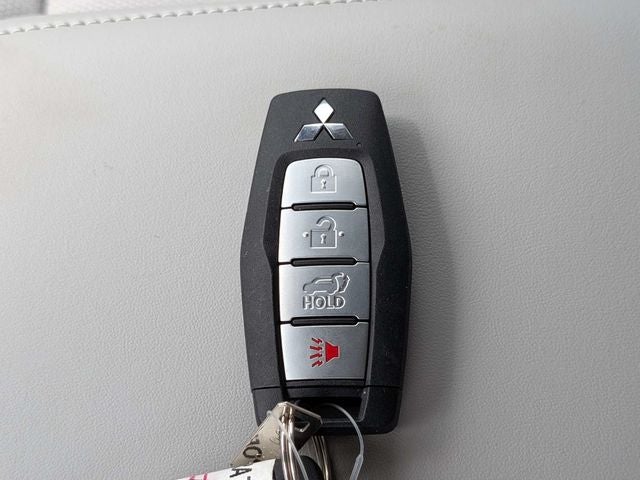 2026 Mitsubishi Outlander SEL