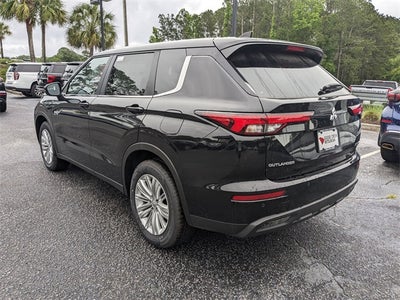 2025 Mitsubishi Outlander PHEV Base