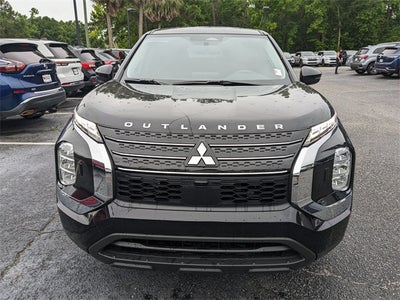 2025 Mitsubishi Outlander PHEV Base