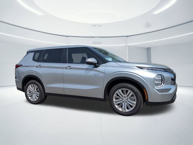 2025 Mitsubishi Outlander PHEV Base
