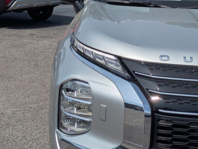 2025 Mitsubishi Outlander PHEV Base