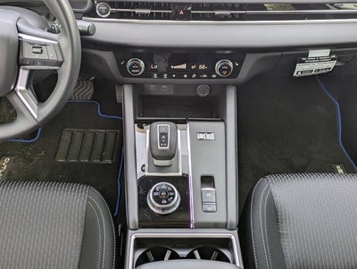 2025 Mitsubishi Outlander PHEV Base