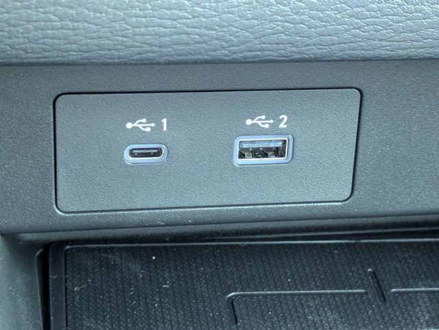 2025 Mitsubishi Outlander PHEV Base