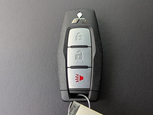 2025 Mitsubishi Outlander PHEV Base