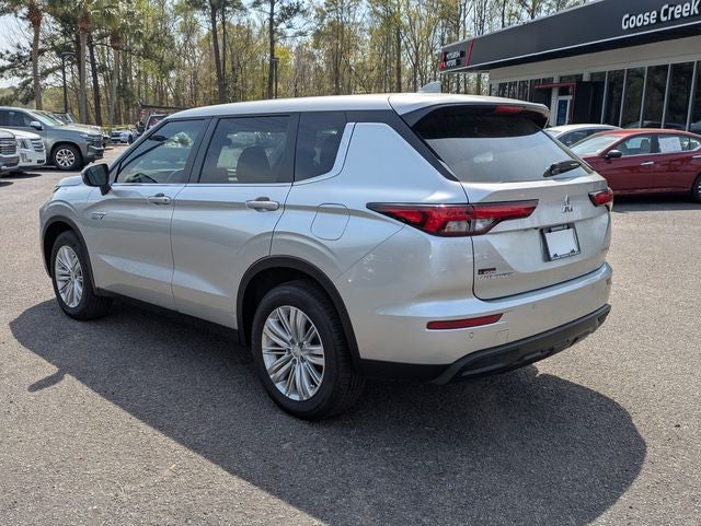 2025 Mitsubishi Outlander PHEV Base