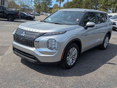 2025 Mitsubishi Outlander PHEV Base