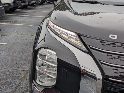 2025 Mitsubishi Outlander PHEV Base