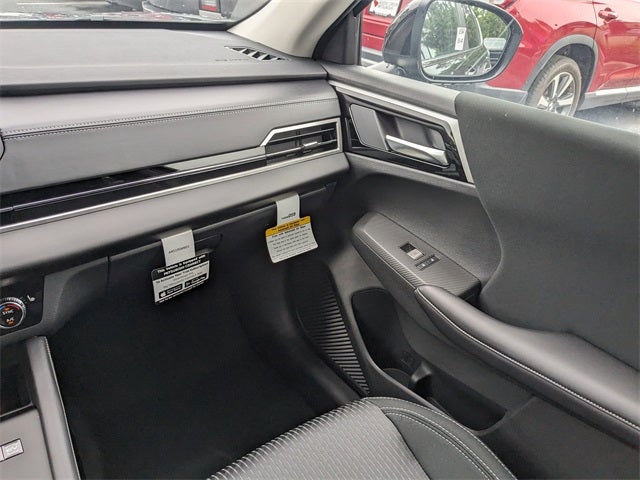 2025 Mitsubishi Outlander PHEV Base