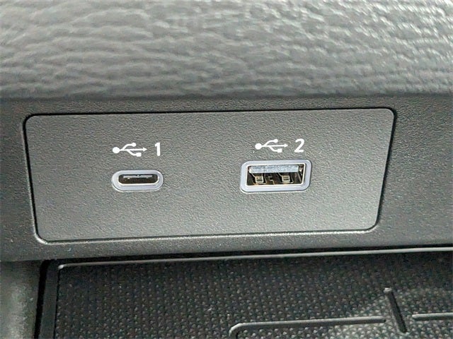 2025 Mitsubishi Outlander PHEV Base