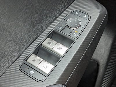 2025 Mitsubishi Outlander PHEV Base