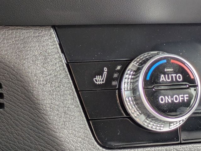 2025 Mitsubishi Outlander PHEV SE