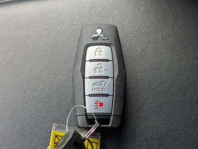 2025 Mitsubishi Outlander PHEV SE