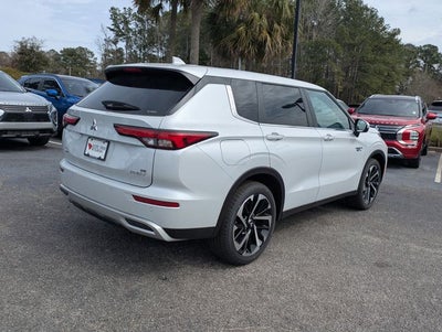 2025 Mitsubishi Outlander PHEV SE