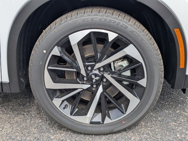 2025 Mitsubishi Outlander PHEV Base