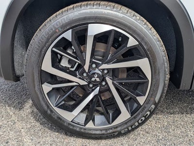 2025 Mitsubishi Outlander PHEV SE