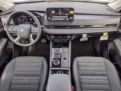 2025 Mitsubishi Outlander PHEV SE