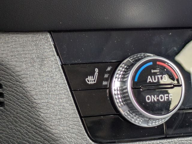 2025 Mitsubishi Outlander PHEV SE