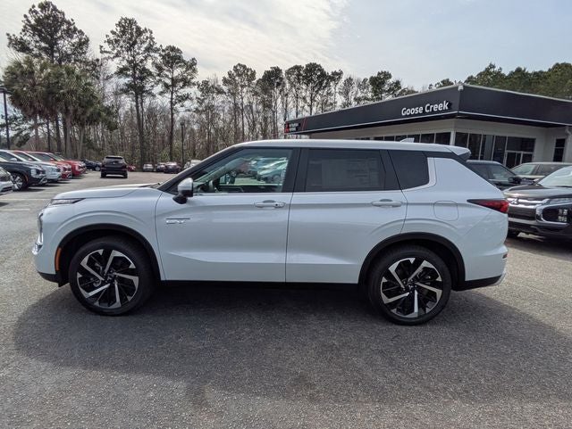 2025 Mitsubishi Outlander PHEV SE