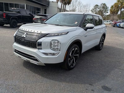 2025 Mitsubishi Outlander PHEV SE
