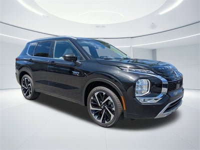 2025 Mitsubishi Outlander PHEV Base