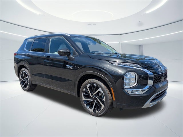 2025 Mitsubishi Outlander PHEV Base