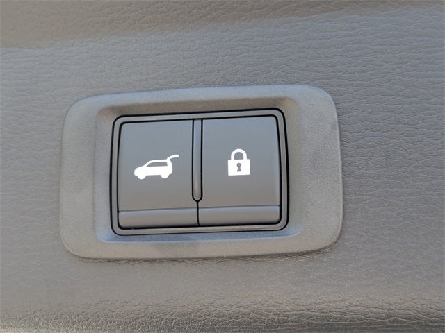 2025 Mitsubishi Outlander PHEV Base