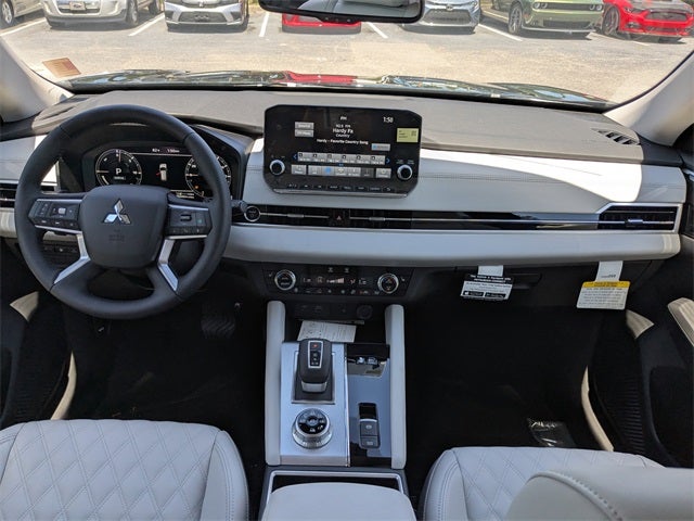 2025 Mitsubishi Outlander PHEV Base