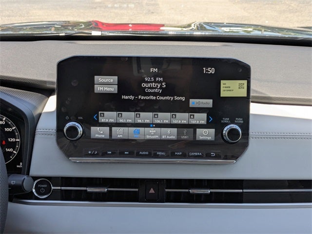 2025 Mitsubishi Outlander PHEV Base