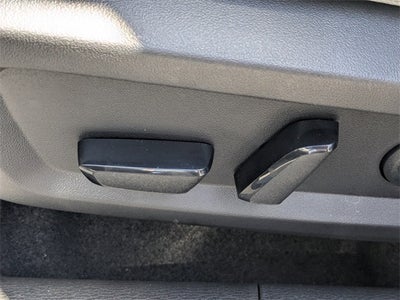 2025 Mitsubishi Outlander PHEV Base