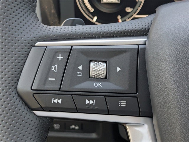 2025 Mitsubishi Outlander PHEV Base